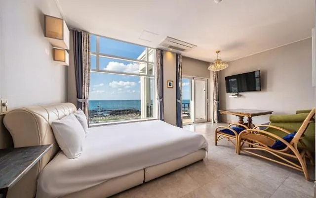 Hotel White House Jeju
